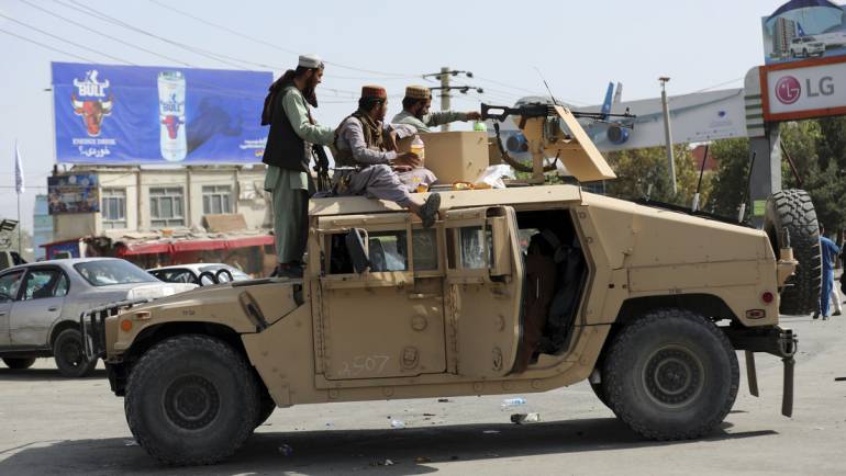 El equipamiento militar estadounidense en manos de los talibanes