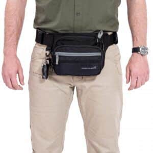 RUNNER-POUCH-BLACK-06-864x1080